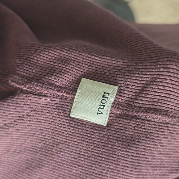 Vuori Mudra Women's Mauve Jumpsuit Sz SMALL - Picture 5 of 7